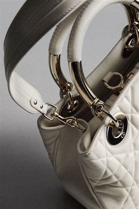 dior lady 9522 prezzo|the lady 95.22 bag.